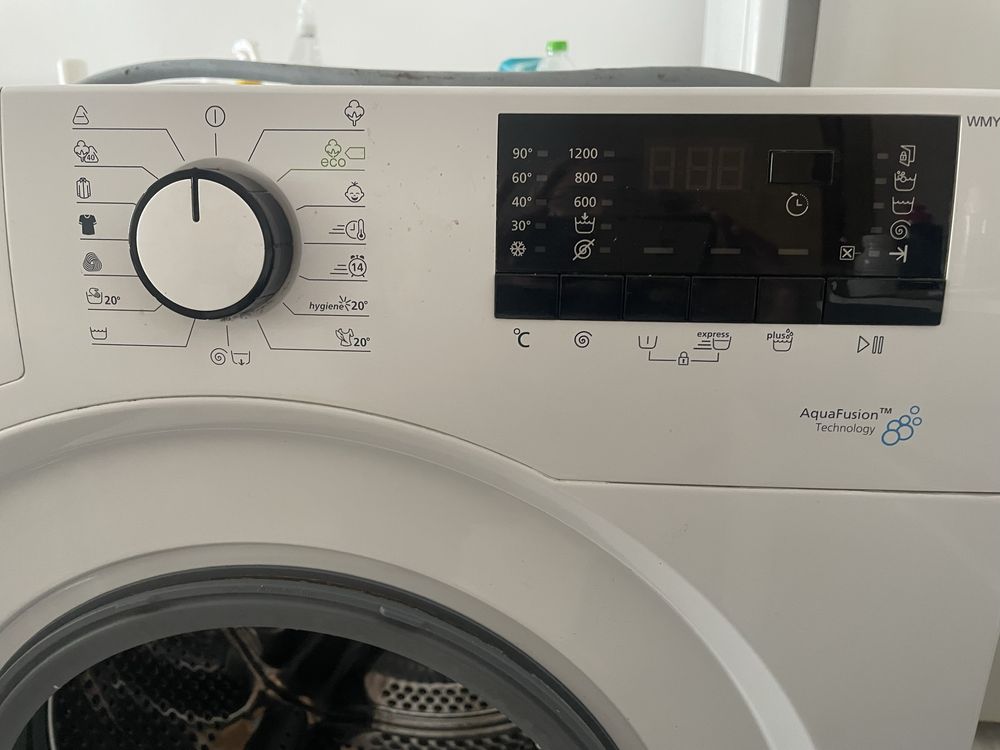 Продавам перална Beko WMY 71233 LMB3