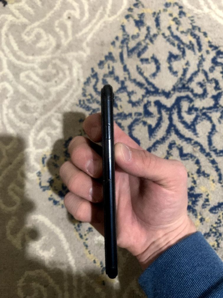 Iphone se 2022 Midnight 64gb