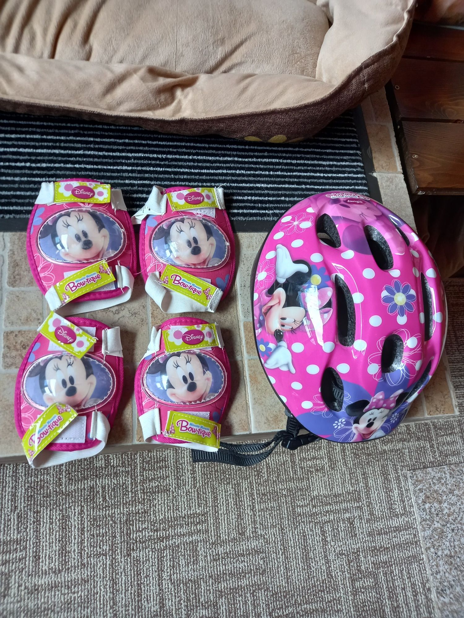 Set protecție cu casca Minnie Mouse