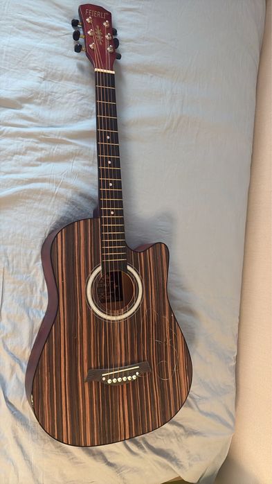 Гитара акутическая 20тыс