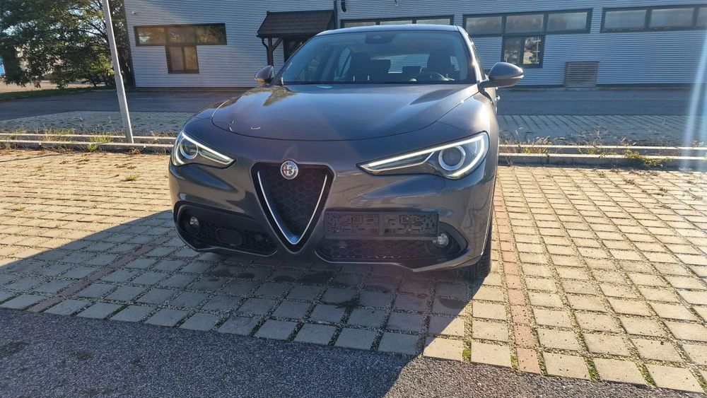 Alfa Romeo Stelvio Alfa Romeo Stelvio Q4 2.2 Diesel Automata. Km reali, Stare foarte buna