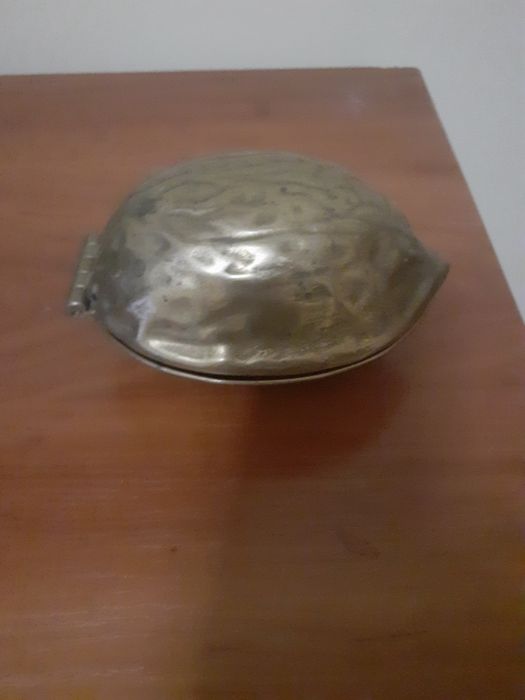 За  Костилкови  ядки