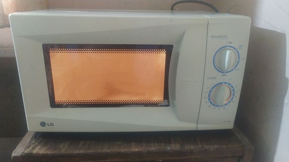Продаю микроволновку бу