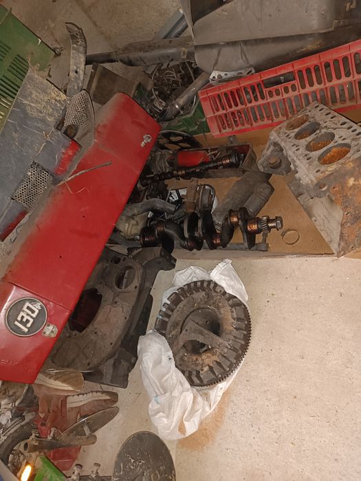 Vând tractor Massey Ferguson