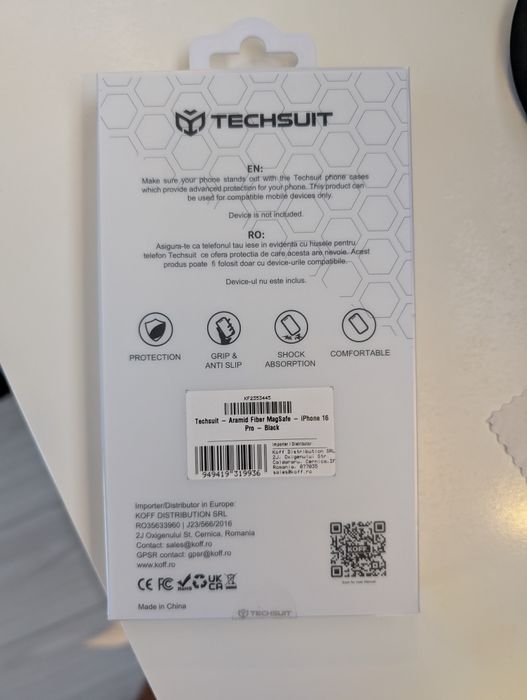 Husa MagSafe iPhone 16 pro din carbon/aramid