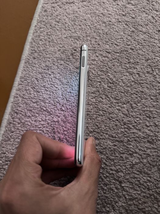 Samsung s10e sotiladi