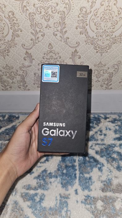 Samsung S7 с коробкой