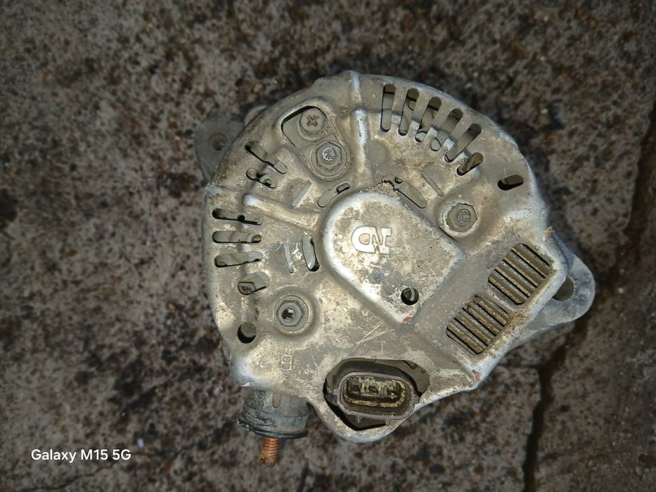 Продам 1 матрасик и 1 гинератор