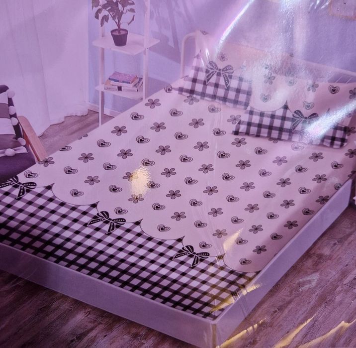 Husa de saltea și 2 fete de perna