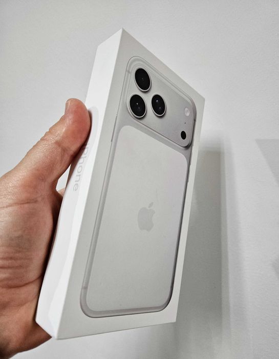 iPhone 17 PRO MAX , Silver , NOU Sigilat / Accept Schimburi