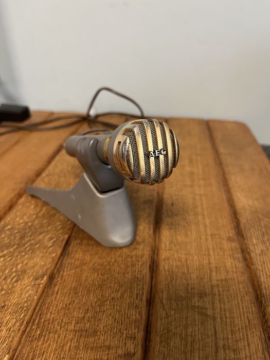 Микрофон / AKG D19 / 60-те