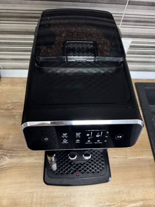 Espressor automat Philips Series 2200 – foarte bun, complet funcțional
