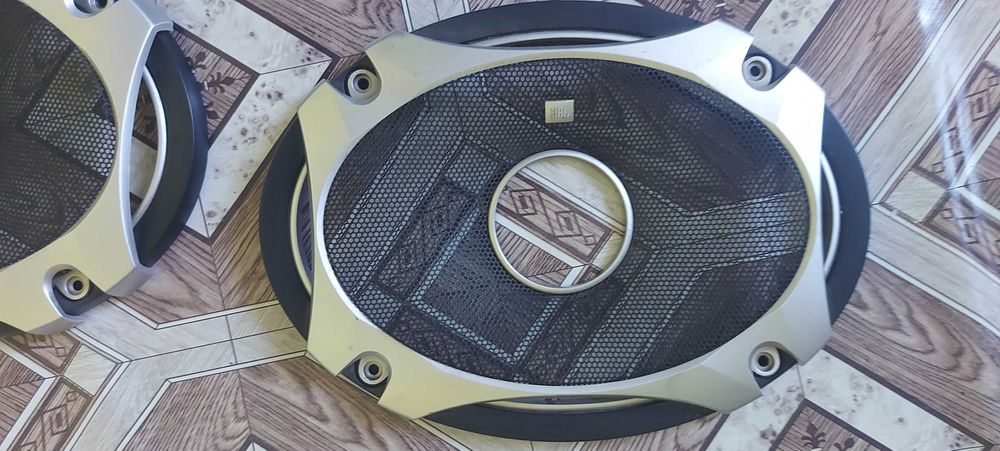 Авто Колони JBL ...