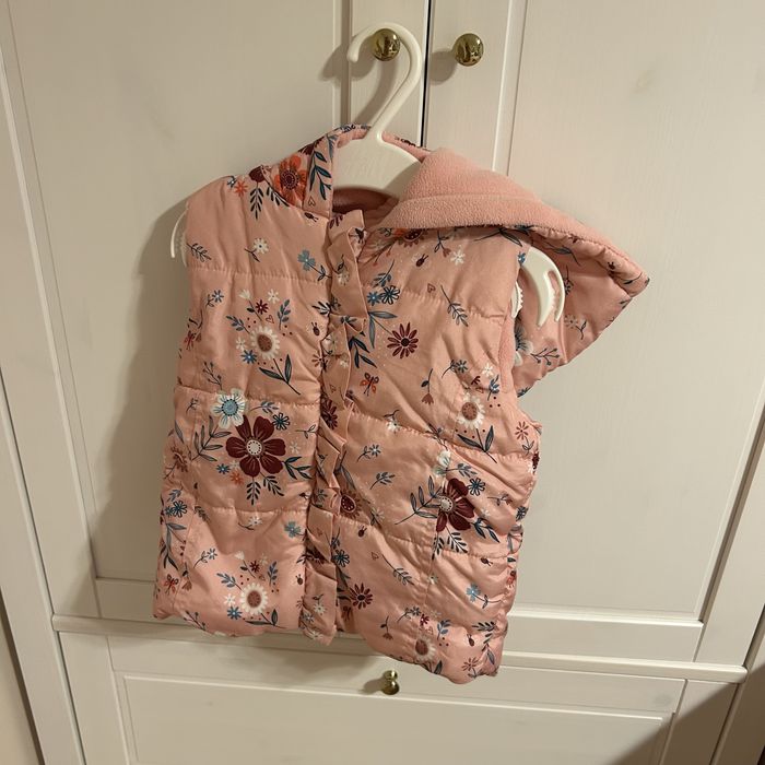 Geaca si veste Next masura 92 40 ron/buc