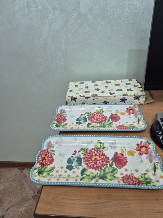 Продам блюда под холодные закуски