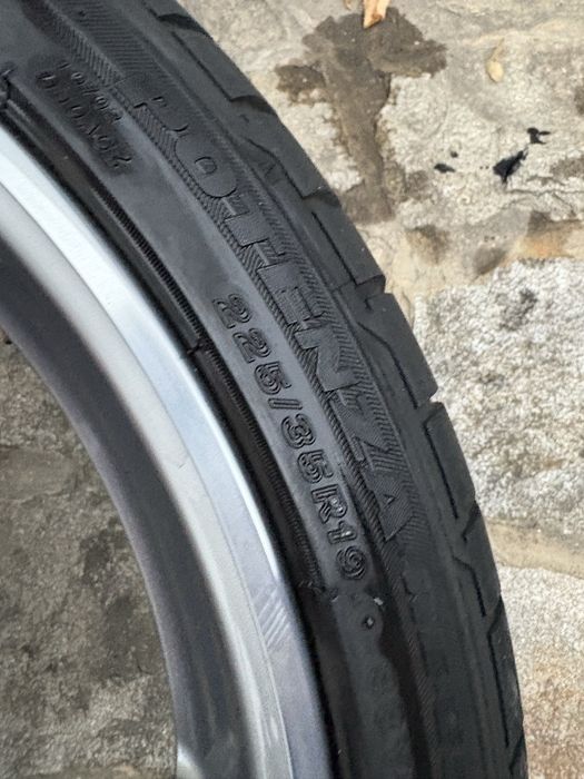 Оригинални джанти БМВ 19 цола с хубави летни гуми