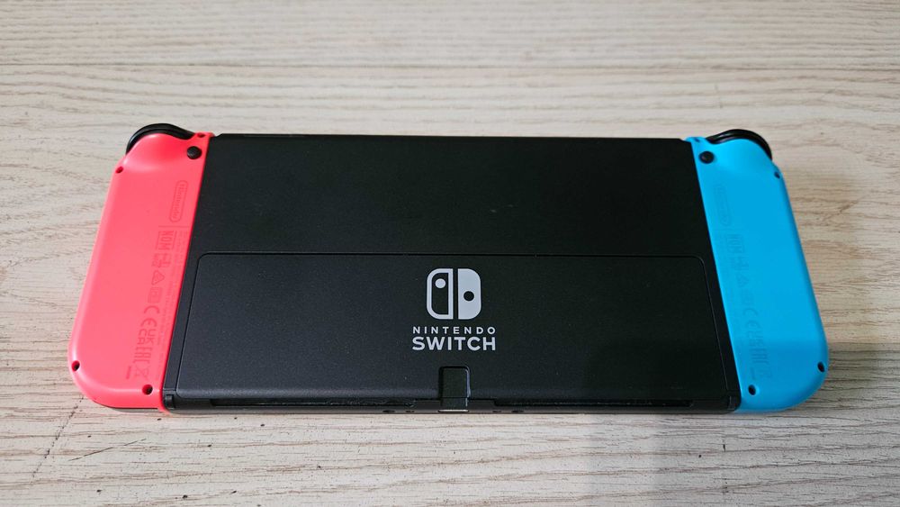 Nintendo Switch OLED + Ring Fit Adventure