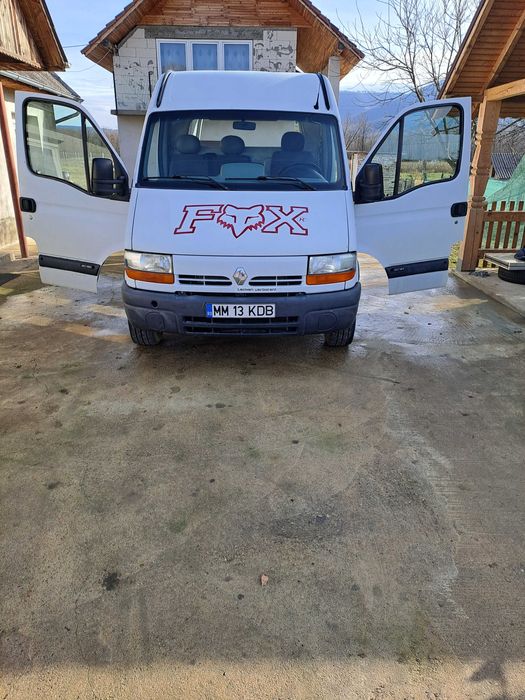 Vînd duba renault sprinter  perfecta de fuctionare cu acte in regula