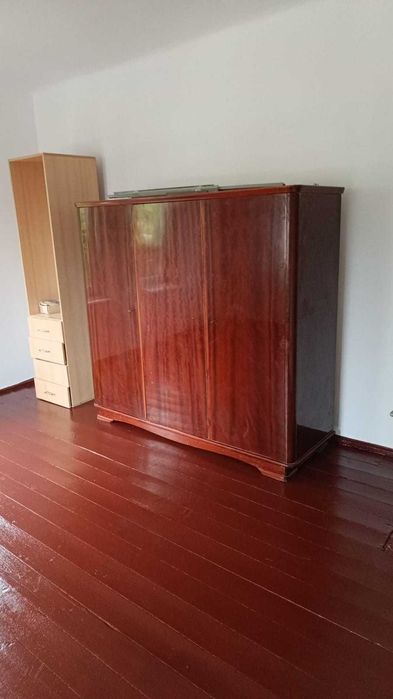 Casa de inchiriat , renovata , zona Tintea