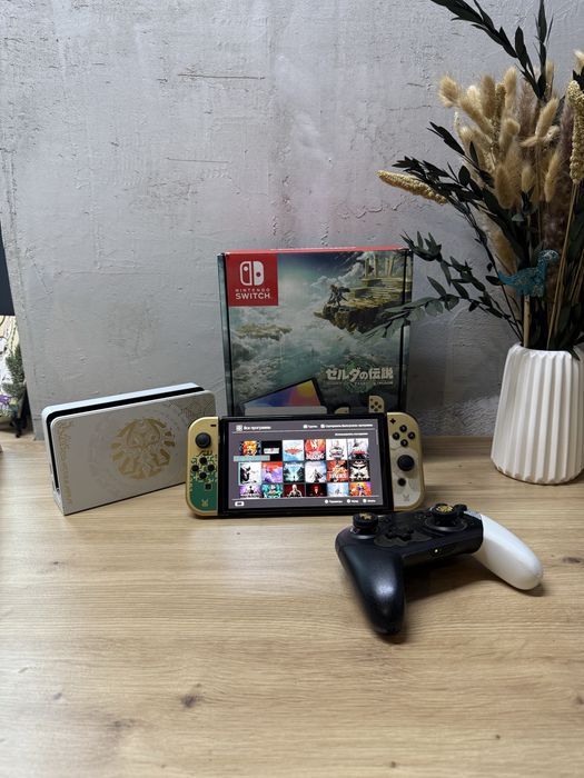 Приставка Nintendo switch oled. Прошитая