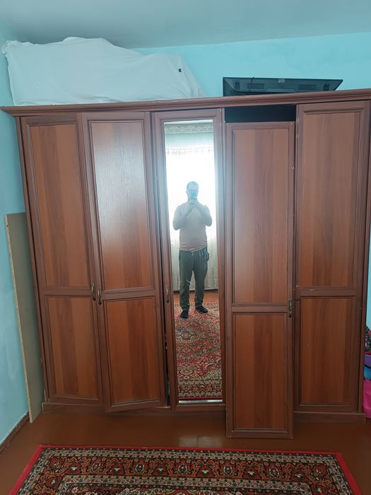 Mebel sotiladi srochna (Kelishamiz)