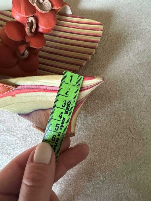 Сандали Loretta Vitale и Сандали с дървена подметка ADAMS номер 39