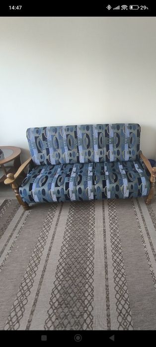 Продавам диван с функция за спане