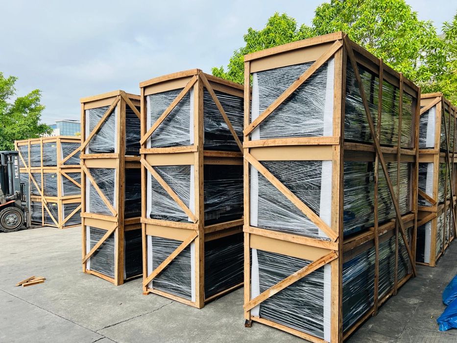 Vitrina/ lada frigorifica pentru produse congelate