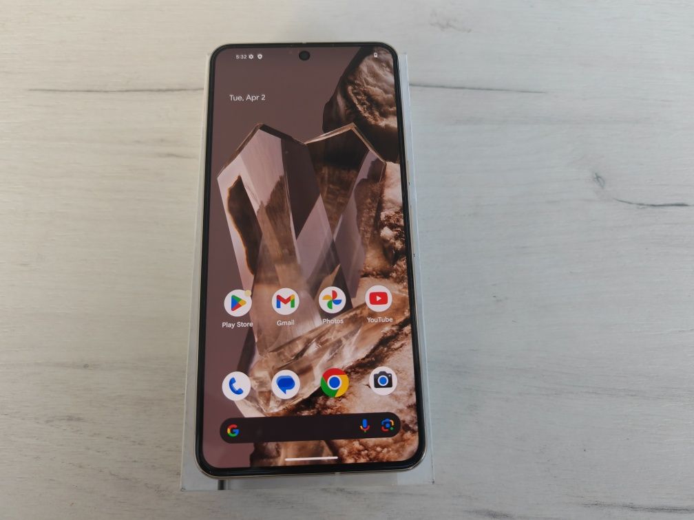 Бартер/ Отличен/Google Pixel 8 Pro 12 GB RAM 128 GB Porcelain