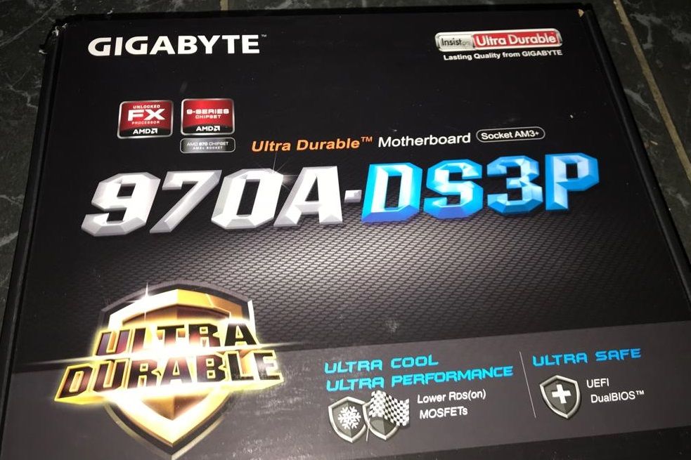 Placa de baza Gigabyte 970A-DS3P, Socket AM3+ , sigilata , noua