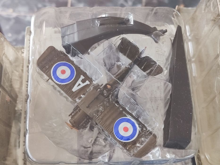 Метални макети на самолети Нови Amer