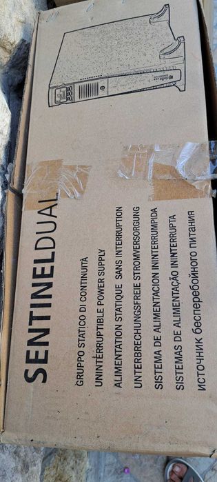 Vand UPS Riello Sentinel Dual SDH 2200 A3 – 2200VA/1980W + Battery Box