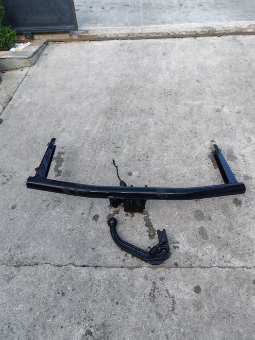 Теглич разглобяем за SKODA OKTAVIA 2 оригинален. 2009 година.