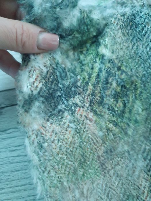 Palton Urma marime 40 ( S- M )