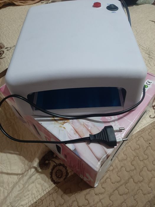 Лампа для маникюра