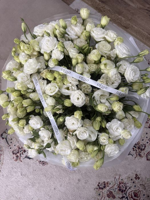 Большой букет цветов