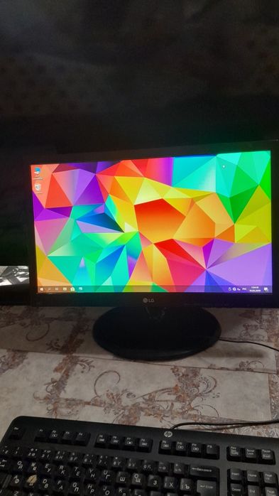 Монитор LED возможно обмен