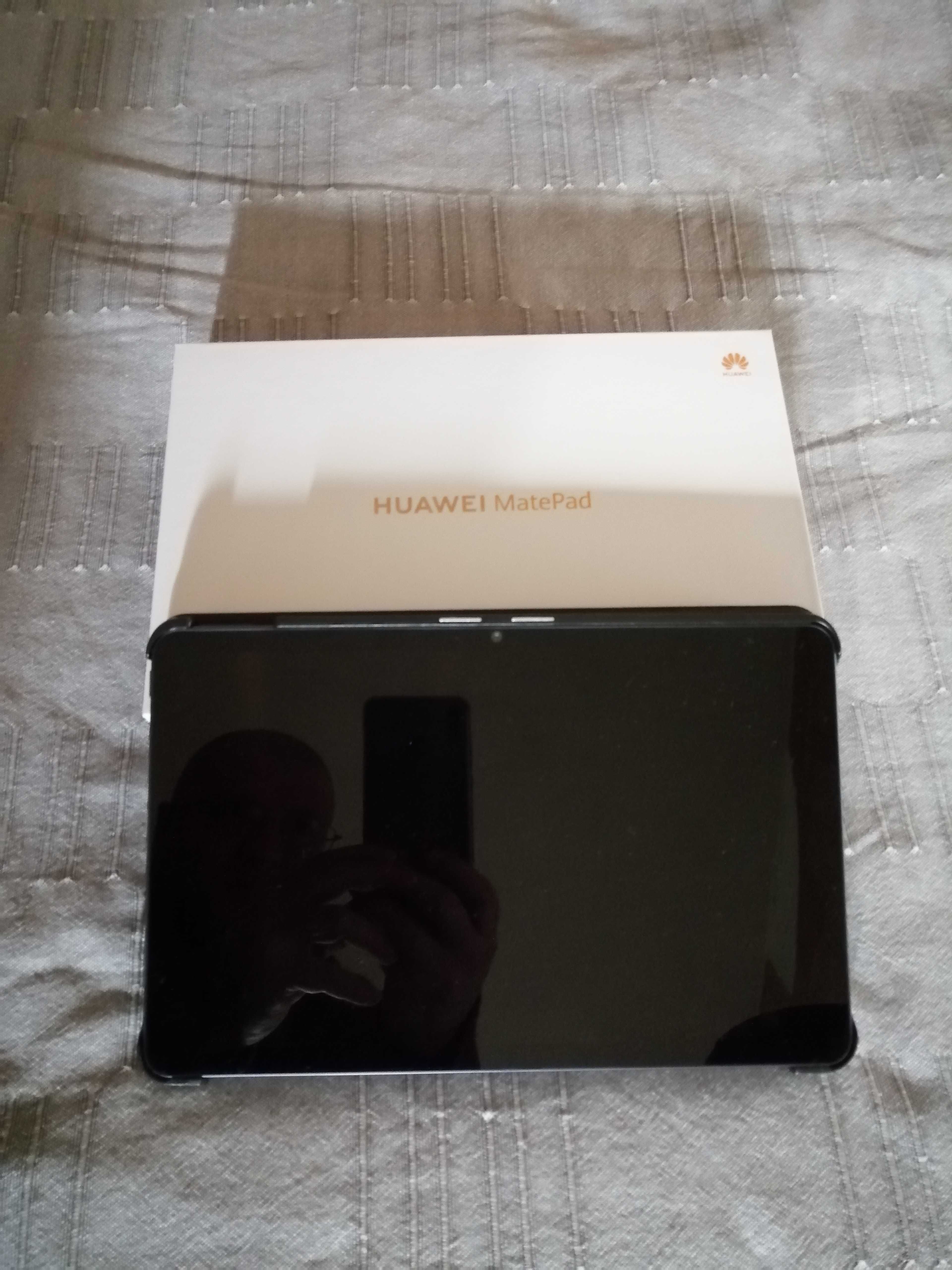 Продавам нов таблет Huawei MatePad (2021), 10.4", 4GB RAM, 64GB...