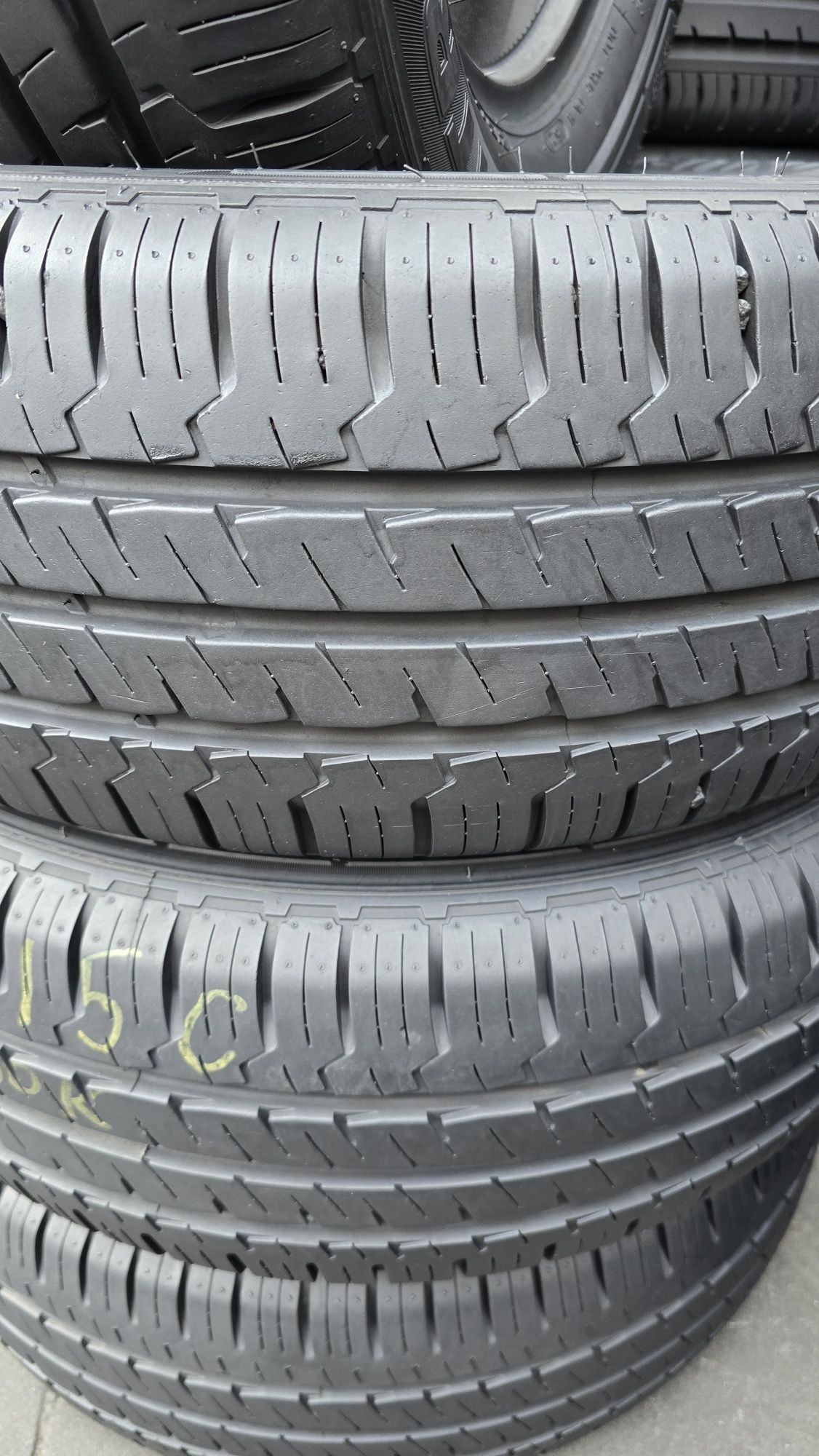 4 anvelope vară Hankook 215/65/15 C - 8 mm