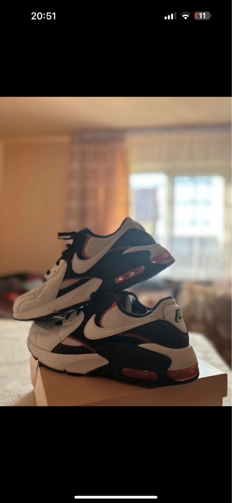 Papuci nike.
