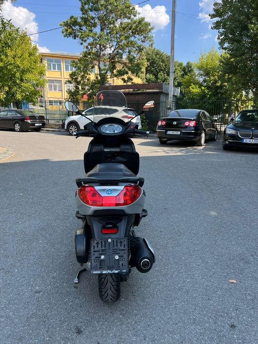 Piaggio X7 125cm