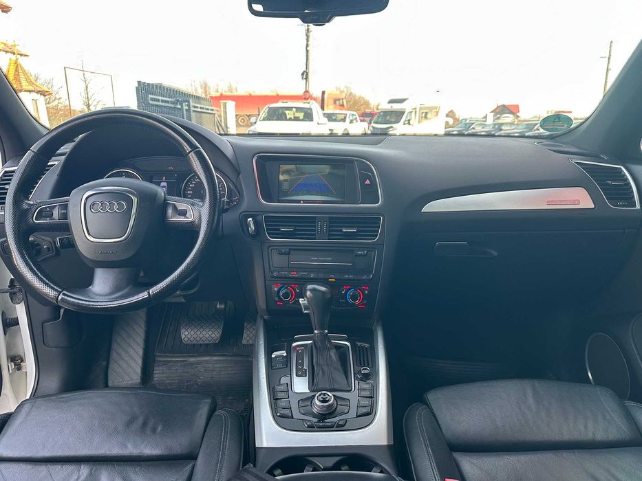 Audi Q5 3,0 tdi 2010 s-line extra full accept variante !