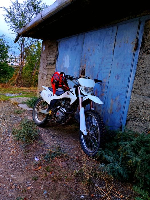 Продам мотоцикл Zongshen 250 куб