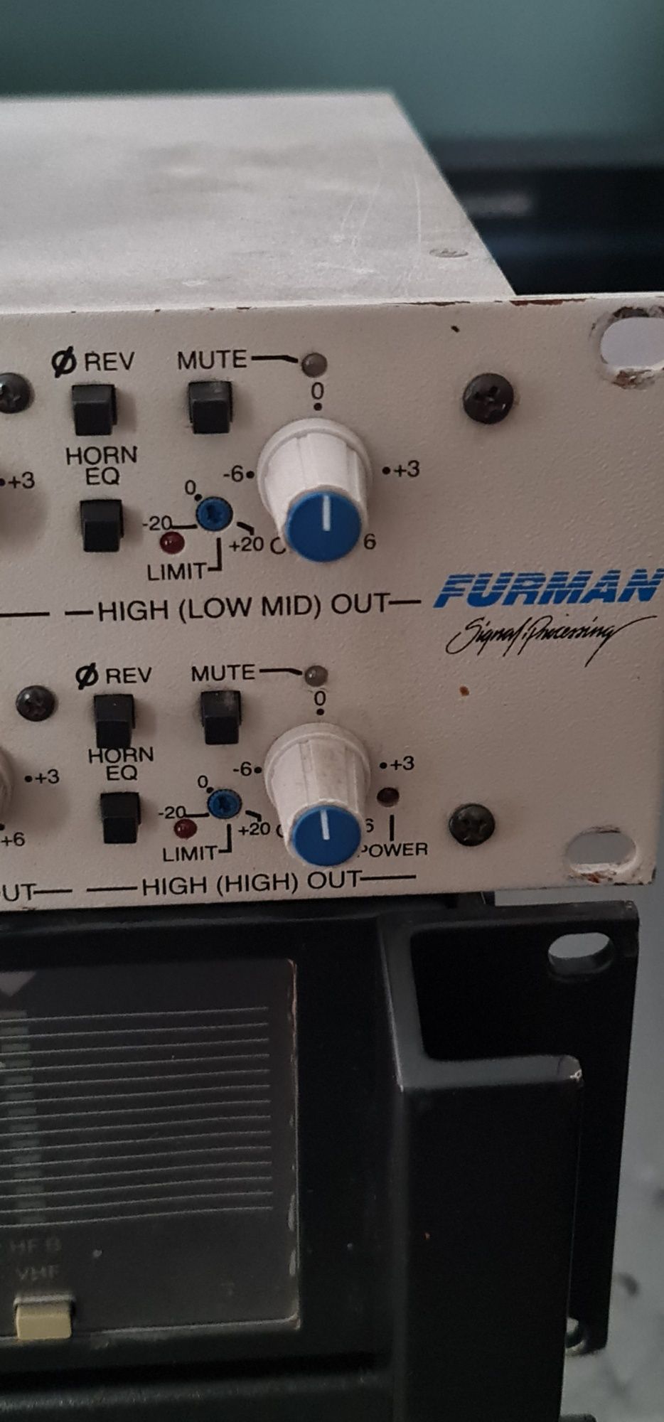 Crossover Furman X-424 (trei căi stereo) Nu DBX, Nu Rane, Nu Dynacord