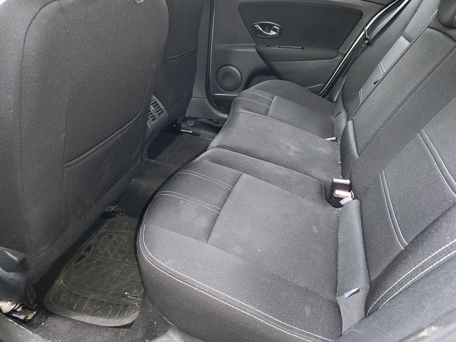 Renault Fluence 2015 1.6 benzină