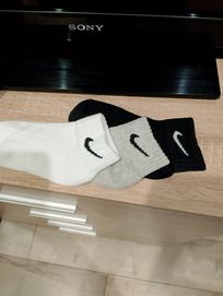 Чисто нови Nike чорачи