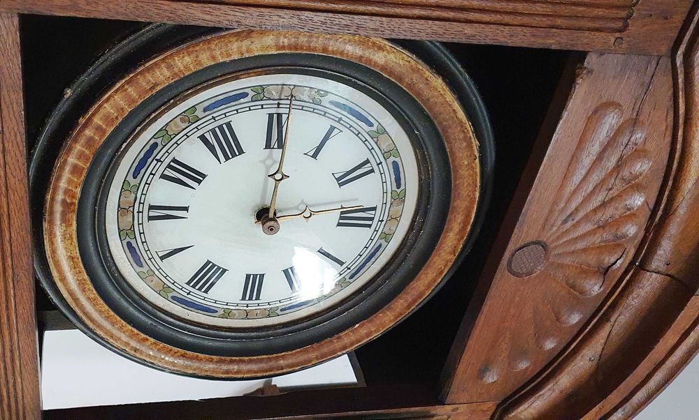 Ceas de podea cu pendul si 2 greutati anii 1800