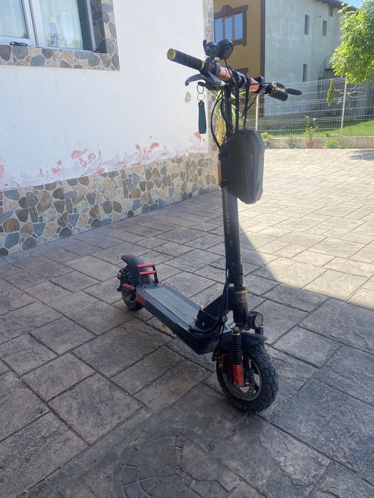 Vand sau schimb cu scuter electric