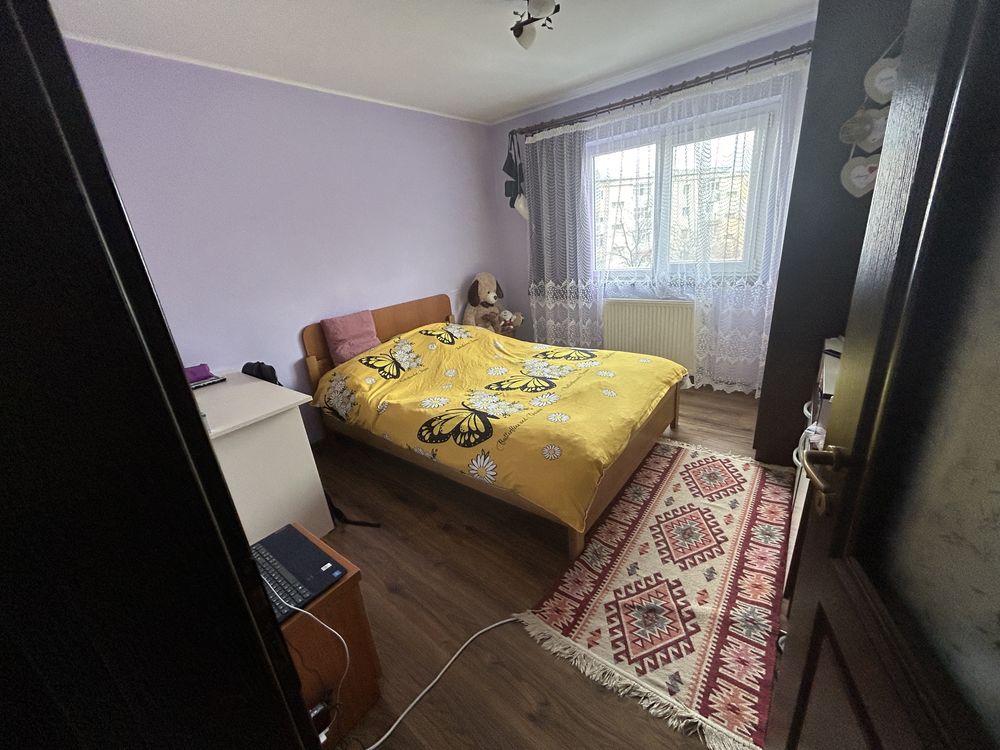 Apartament 3 camere zona Favorit