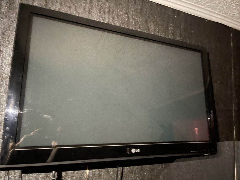 Телевизор LG, не смарт